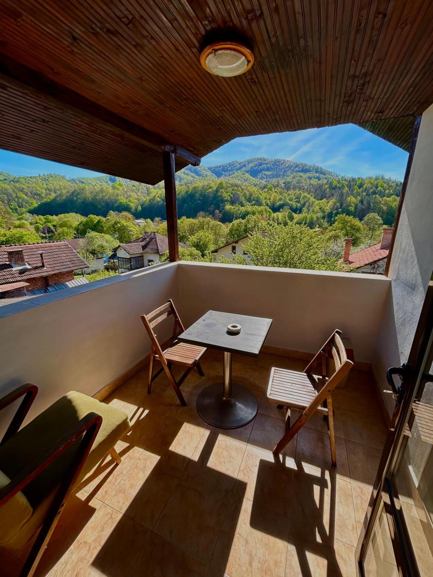 Luylyana Guesthouse Ribarica Exteriér fotografie